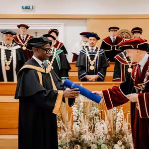 🎓 Novými čestnými doktormi sú Emmanuel Jovelin a Jaap Koot