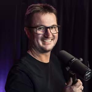 Tomáš Búřil: Ekonomiku čekají těžší časy, malé a střední podniky přestávají utrácet