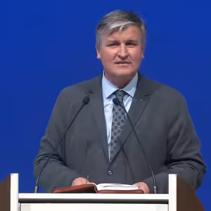 Václav Vondrášek • Vyznávejte hříchy jeden druhému…