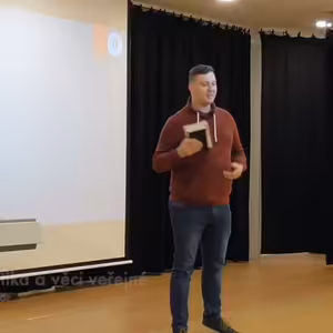 Vláda, politika a věci veřejné