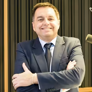 Peter Kažimír - V Európe je úplne bežné, že politickí nominanti... (Braňo Závodský Naživo)