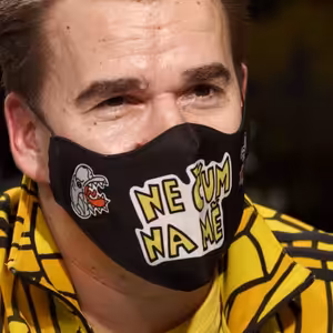 Bez chlastu a kokainu jsem nedokázal žít. Adolfeen filtruje moje démony, je to moje ruční ego, říká Turza