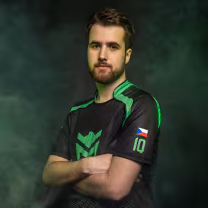 AMA with ELWZOY, profesionální hráč Valorant | Jan "elwzoy" Pařízek