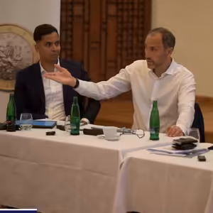 Beseda o euru v Dobříši