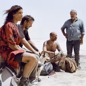 Film, aký ste určite ešte nevideli. Rave apokalypsa Sirat preverí vaše hranice