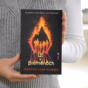TIP na knihu: young adult triler Lži v plameňoch