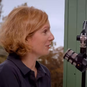 Podcast dobré společnosti: Ve slovenské společnosti klíčí nenávist. Neziskovky tam bojují o přežití, říká Ivana Vagaská