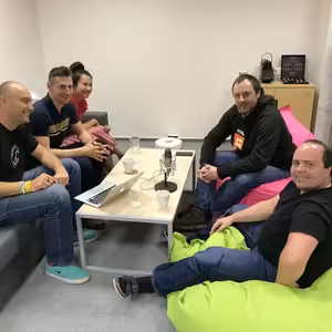 CZ Podcast 210 - Roumen, kočka a kvantový počítač