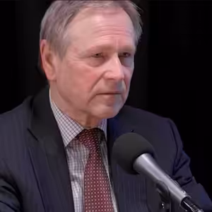 Ukrajinci z Česka by se měli vrátit bojovat, denně tisíce bojeschopných mužů odchází na Západ, je jich tam až 650 tisíc, říká Šedivý