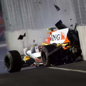 Co jste určitě nevěděli o nejskandálnější bouračce v historii F1