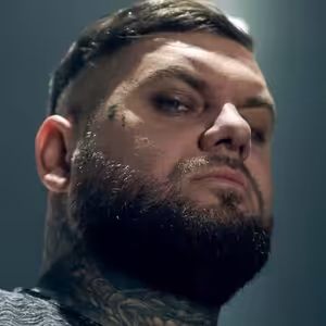 Reper Kali o titulnej skladbe k filmu Únos