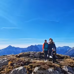 Ešus 3/7/2023: Family on the road