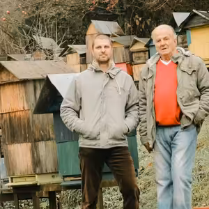 Život je tam, kde sú včely. Ako si adoptovať úľ?(Podcast Ďura z Hemendexu)