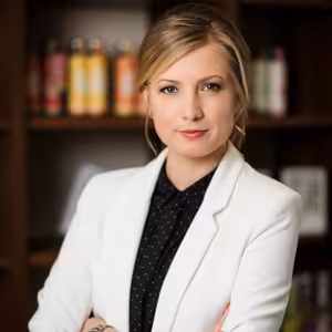 #19 Lucia Tarnóczy, CEO, DIVAS drink INTERNATIONAL & DIVAS drink U.S.