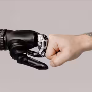 Společenské a ekonomické dopady rozvoje umělé inteligence: Technologie není nepřítel, lidé i firmy se postupně přizpůsobí. AI (zatím) neumí fungovat tam, kde jde o jednání mezi lidmi