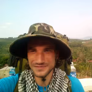 Ešus 12/7/2021: Dan pěšky Vietnamem