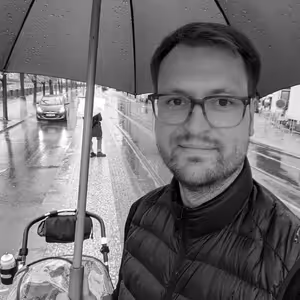 David Antoš - Většina Prahy je ošklivá. Byty výrazně prodražují povinná parkovací minima