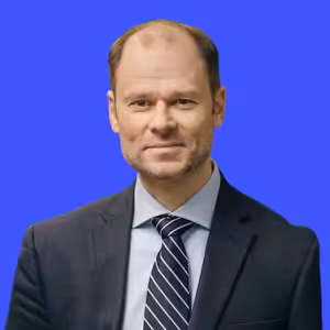 Radek Špicar - Musíme využívat vlastní nerostné suroviny. Na koruně může trvat už jen blázen