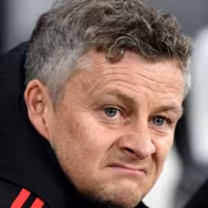 Ole, Ole, olééé… dostal padáka! Měl jít dřív? Měl tam vůbec být? Kdo za něj? Plus review 12 kola!