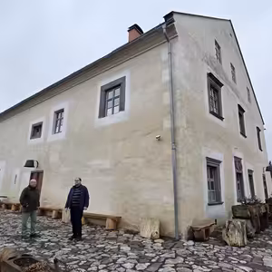 Panská sídla střední Moravy: Zachráněná tvrz v Podolí u Mohelnice
