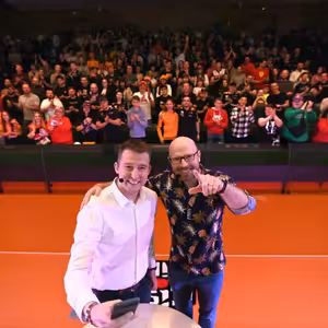 Debriefing lepší, jako samotná VC Miami | EisKing UNPLUGGED Brno