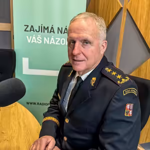 Šéf českých hasičů Vladimír Vlček: Být hasičem je tvrdá dřina. Práce na celý život to není