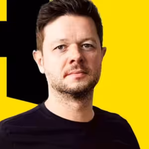 Kdo vydělá na MS v hokeji? Pivo za sto deset drtí fanoušky, ale pivovary tvrdí: "To není naše práce!"