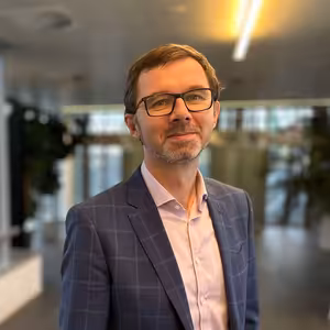 Vysoká gramotnost a pragmatismus. Jak investují čeští a slovenští dolaroví milionáři?