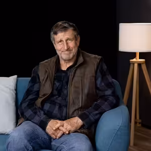 Václav Vydra se rozpovídal o otci, ze kterého šla hrůza, i o neobyčejně hodné mamince Daně Medřické