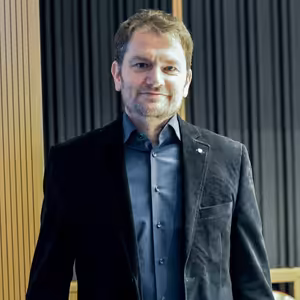 Igor Matovič - Fico a Kaliňák si kandidátmi na ústavných sudcov zabezpečujú beztrestnosť