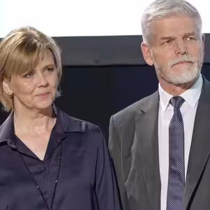 První dáma? Ta už tu byla. Chci být spíš manželkou prezidenta, říká Pavlová. Jak to vidí ostatní?