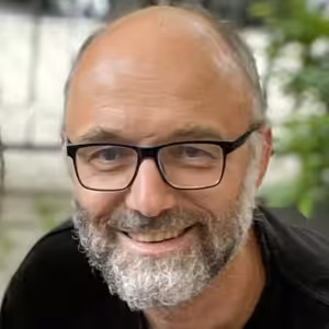 #226 Petr Sláma: Dvě otázky (10.11.2021)