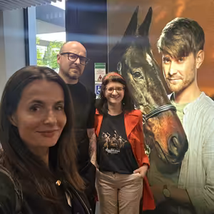 Odvážné palce 19/6/2025: tipy z programu MFF Karlovy Vary a Fénické spiknutí