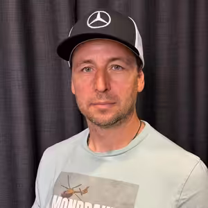 Elektrokolo že je pro starý? V důchodu už na něj nebudu mít sílu, říká e-biker Gaspi