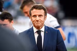 Babišův tah Macronem, vyšetřování ve Francii a kritika od evropských lidovců. Volby v evropském kontextu