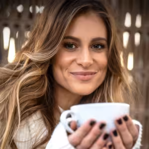 Make-up artistka Lucia Sládečková alias Lucid je presvedčená, že ženy by sa nemali ľutovať, ale pracovať na sebe!