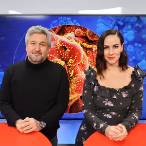 „Máme jen týden!“ Smejkal kvůli omikronu vyzývá k rychlému očkování, plných klubů se hrozí