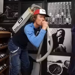 VYSAVAČ 088 - Milo motorka