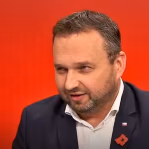 Marian Jurečka (KDU-ČSL): Babiš na traktoru? Já ho umím i rozebrat. Dělám věci, které má chlap umět | 7. 11. 2024