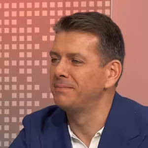 Kuloáry | Jan Skopeček (ODS): Efektivita Sněmovny je strašlivá. Okamura i Babiš řeší jen své kauzy | 4. 8. 2025