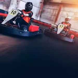 Karting - motokáry (Renáta Zajceva)