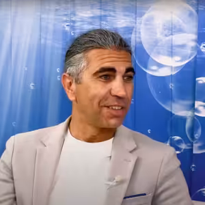 Robin Čumpelík , Inovace republiky na ostro