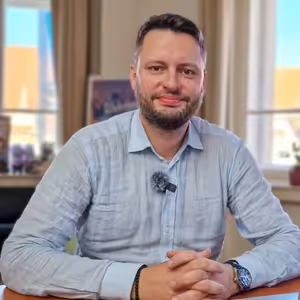 Kdo si z tragédie na Slovensku dělá kampaň? A proč jsem podal stížnost na ČT? | Čau Praho! #84