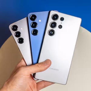 Zaujal Galaxy S25 nebo něco jiného?