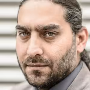 Podcast BEZ OBALU: Spojování Romů s extremisty