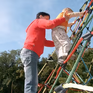 „V tý době jsem mámě začal malovat obrázky, kde budeme bydlet" se Štěpánem o smrti mámy