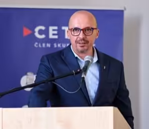 František Lukl: Letos poprvé starostové sestavovali rozpočet z křišťálové koule. Doporučuji poslancům, shoďte daňový balíček ze stolu, protože opravováním zmetku vznikne jen zmetek