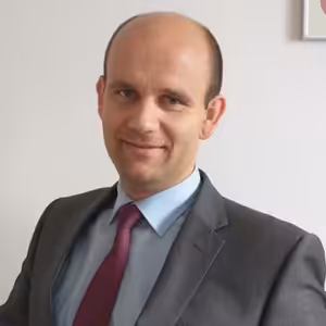 Kresťan a financie - Bývanie. Ako rozumne riešiť vlastné bývanie - Blažej Majdiak