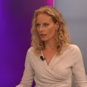 Kristina Kloubková: Vykládám karty, ale myslím, že by se to nemělo brát tak vážně. / 11. 10. 2022