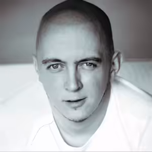 #13 with Stephen James. Founder of The Heart Initation Academy & Raw Attraction Magazine